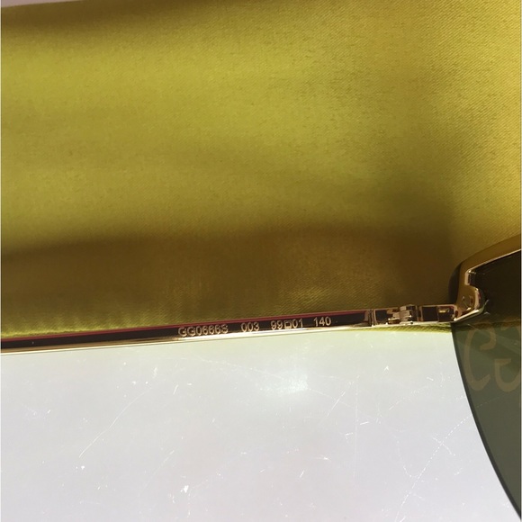 💯 - New - Gucci Grey | Gold Gg0666s Gg Logo Cat Eye Mirrored Sunglasses - Picture 13 of 14